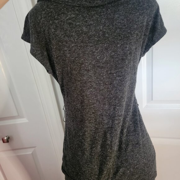 Almost Famous Women's Grey Cowl Neck Lace Insert Short Sleeve Sweater - Picture 8 of 13